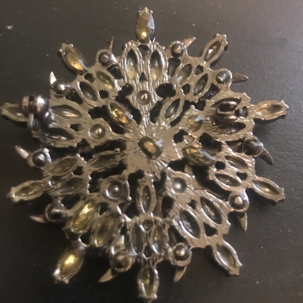Purple Rhinestone Brooch - Picture 2 of 2